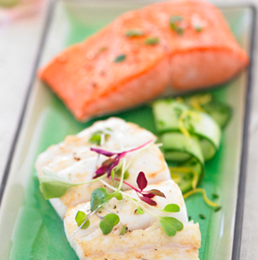 Petite Sockeye & Halibut Duo 4 oz portions, 50/50 two-fish combo